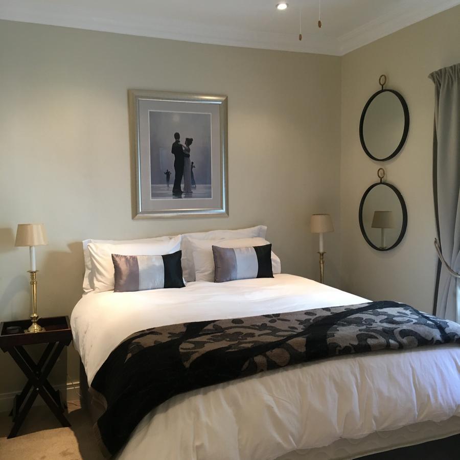 Vair'S Place Guest House In Sandton Paulshof - Apartment, Lux Suites & Spa Johannesburg Buitenkant foto
