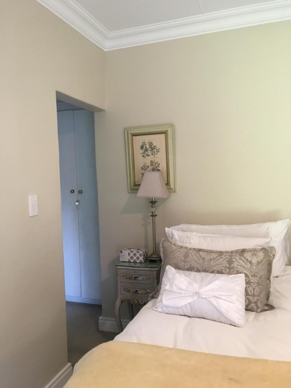 Vair'S Place Guest House In Sandton Paulshof - Apartment, Lux Suites & Spa Johannesburg Buitenkant foto