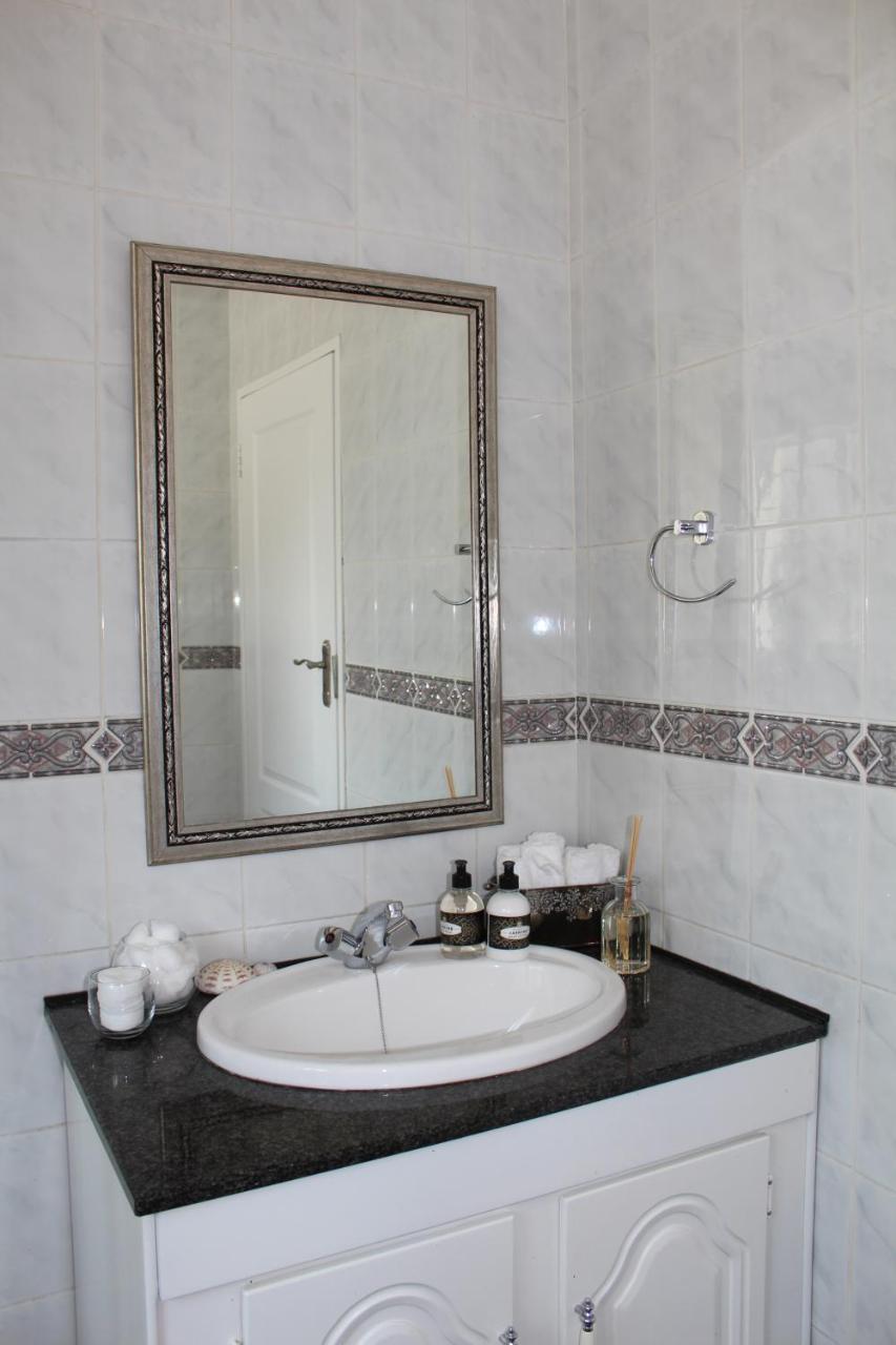 Vair'S Place Guest House In Sandton Paulshof - Apartment, Lux Suites & Spa Johannesburg Buitenkant foto